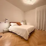 Elegante Rifugio Nel Centro Di Con Patio Privato أريتسو
