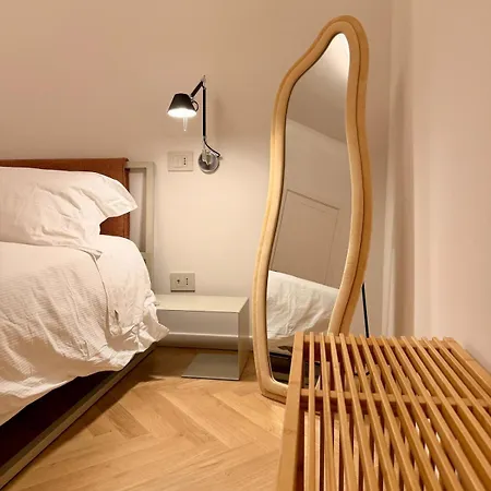 Elegante Rifugio Nel Centro Di Con Patio Privato