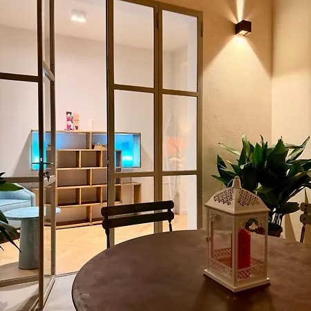 Elegante Rifugio Nel Centro Di Con Patio Privato Lejlighed *